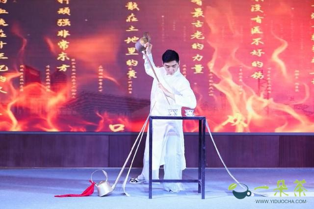 茶香满溢，“渝”你共享|华巨臣第11届重庆茶博会隆重启幕！