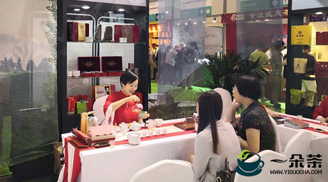 第二届上海国际茶产业博览会：巴东红系列产品亮相