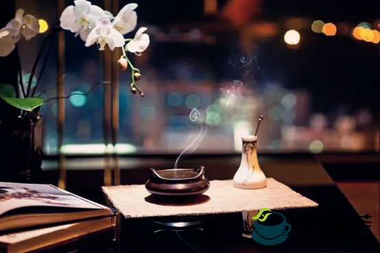香文化：香道与茶道的融合 