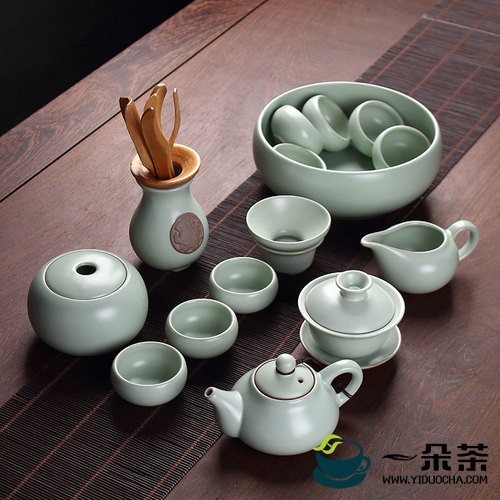 陶瓷茶具的色泽