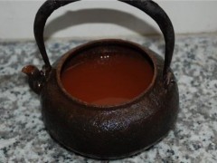 铁茶壶易生锈，该如何清洗保养