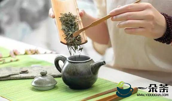 饮绿茶可减少卵巢癌发病率(卵巢癌患者能喝绿茶吗)