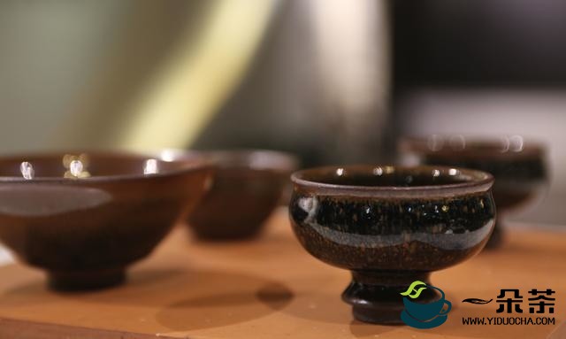 黑瓷茶具历史简介