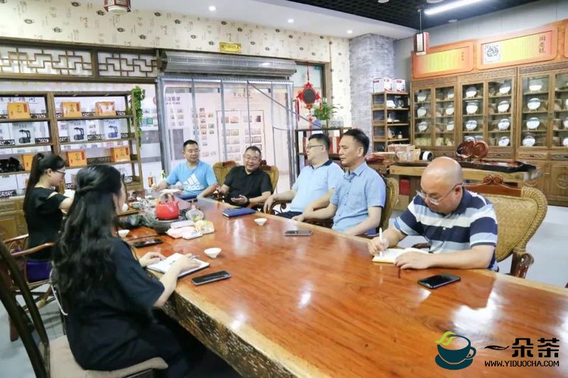 搭平台、建桥梁 四川省茶叶行业协会对接新都区工商联助推茶产业发展