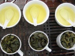 鉴别绿茶的质量