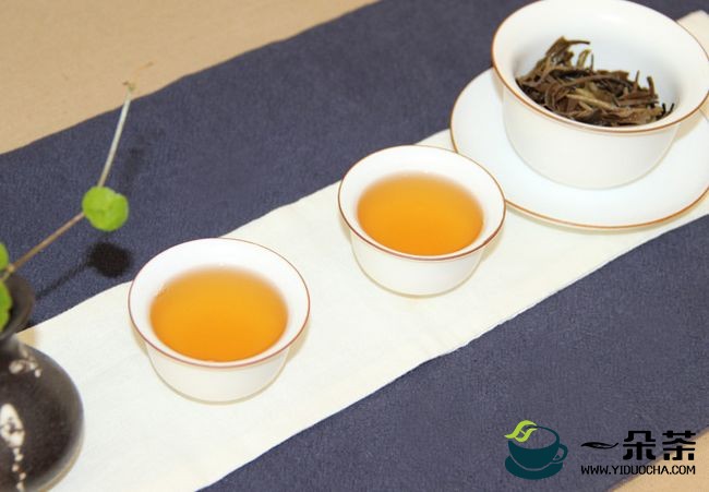教你如何鉴别白茶的品质|福鼎白茶品鉴(如何鉴别福鼎白茶的质量)