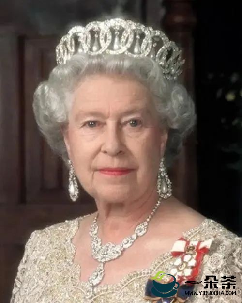 英女王伊丽莎白二世与“金帆牌”英红情缘